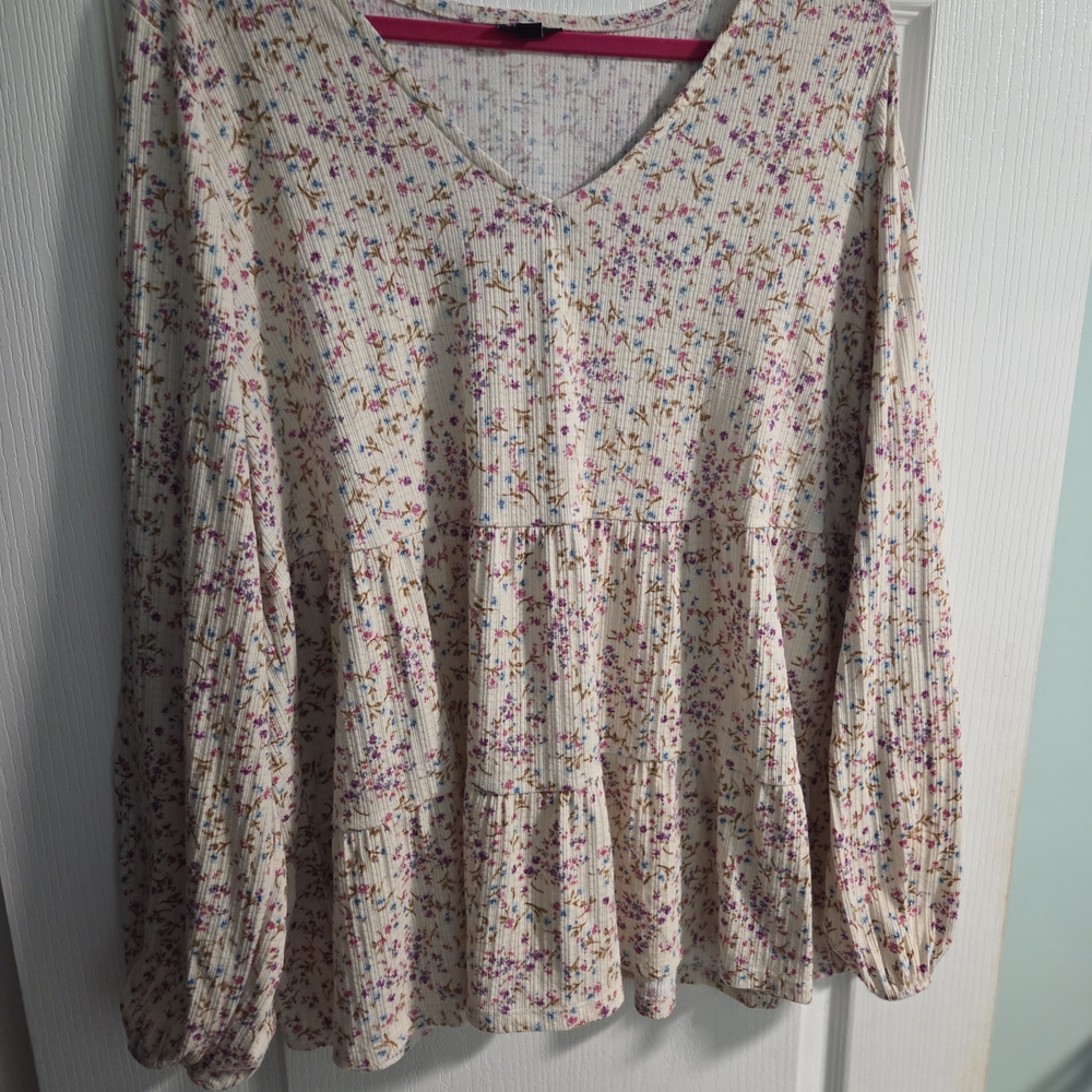 Torrid Texture Jersey V-Neck Long Sleeve Tiered Top- Size 3x - Picture 6 of 12